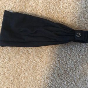 Lulu lemon wide head band